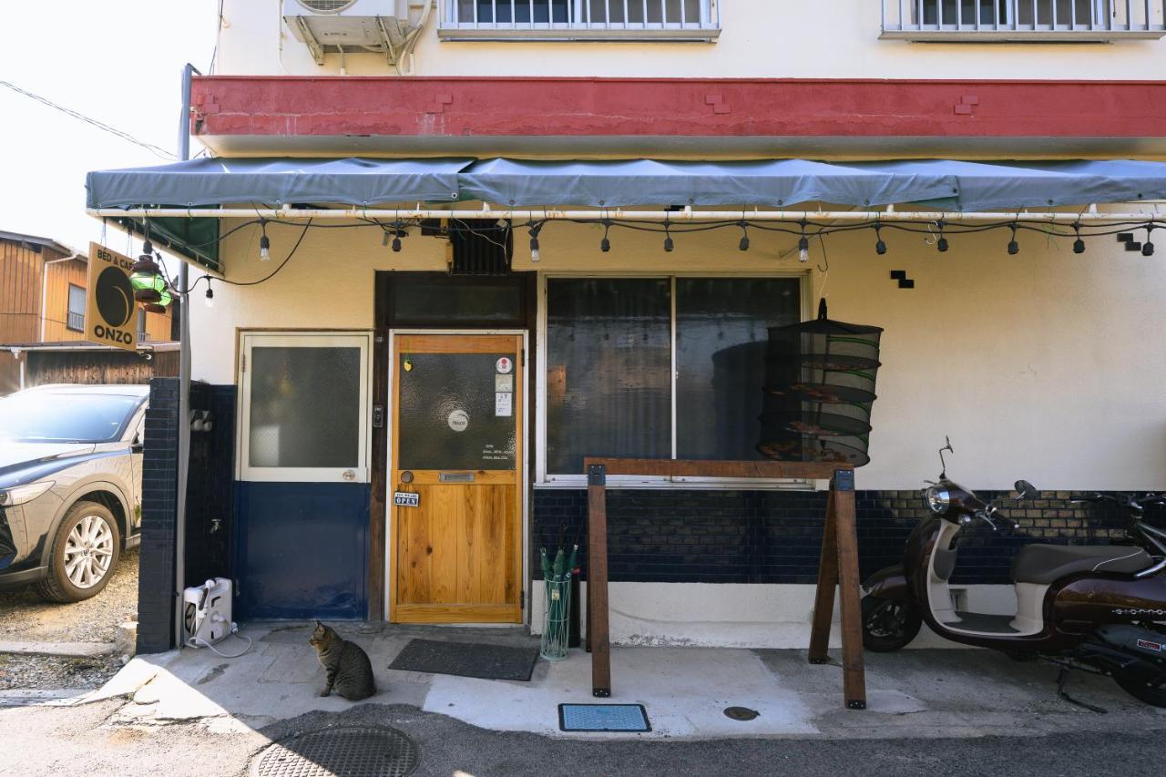 Bed&Cafe Onzo オンゾー Hotel Onomichi Ngoại thất bức ảnh