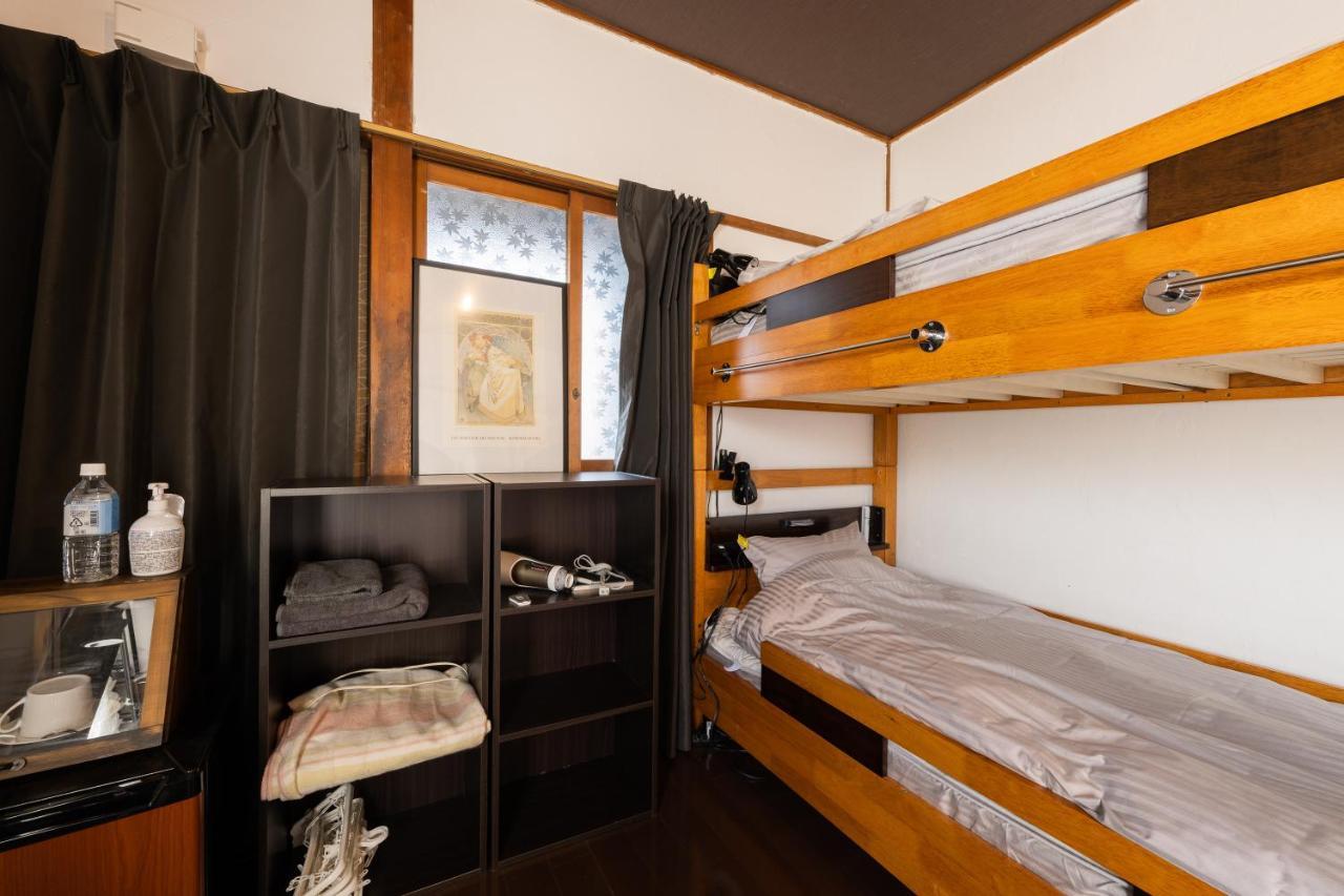 Bed&Cafe Onzo オンゾー Hotel Onomichi Ngoại thất bức ảnh